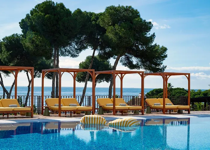 Don Carlos MarbellaResort Hotel