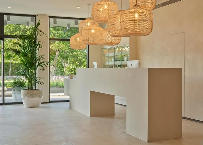 Don Carlos MarbellaResort Hotel